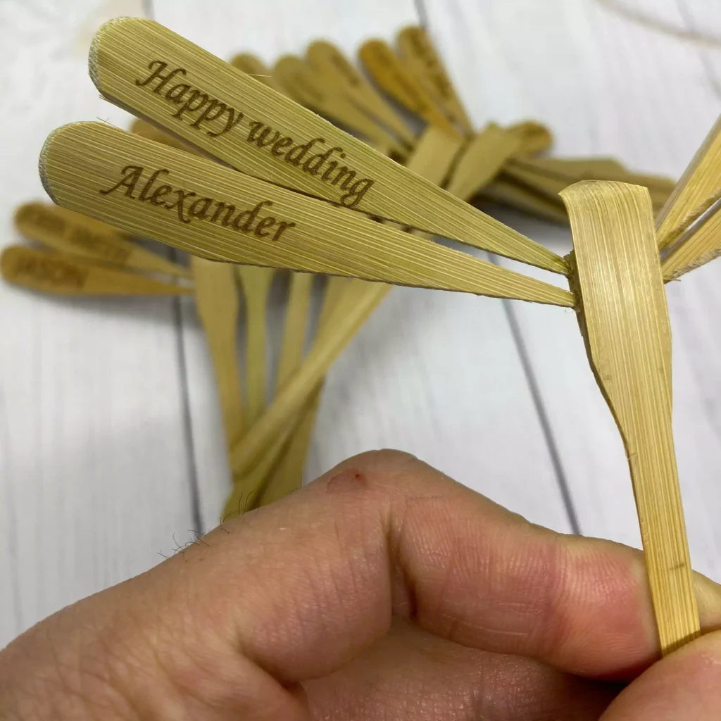 Personalized bamboo dragonfly set — wedding favour arrangement